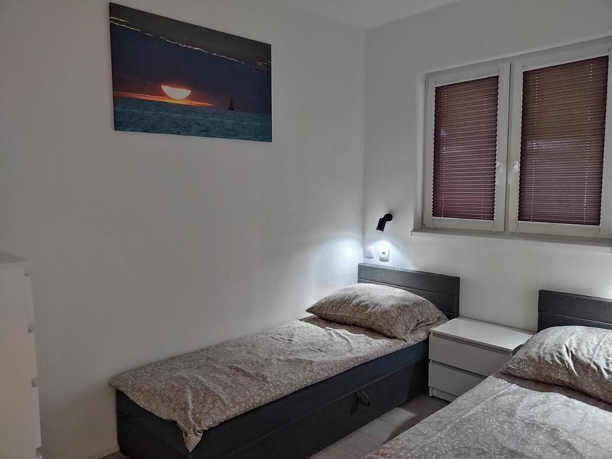 Domek Parterowy Apartamentowy Ostoja Реваль Екстер'єр фото