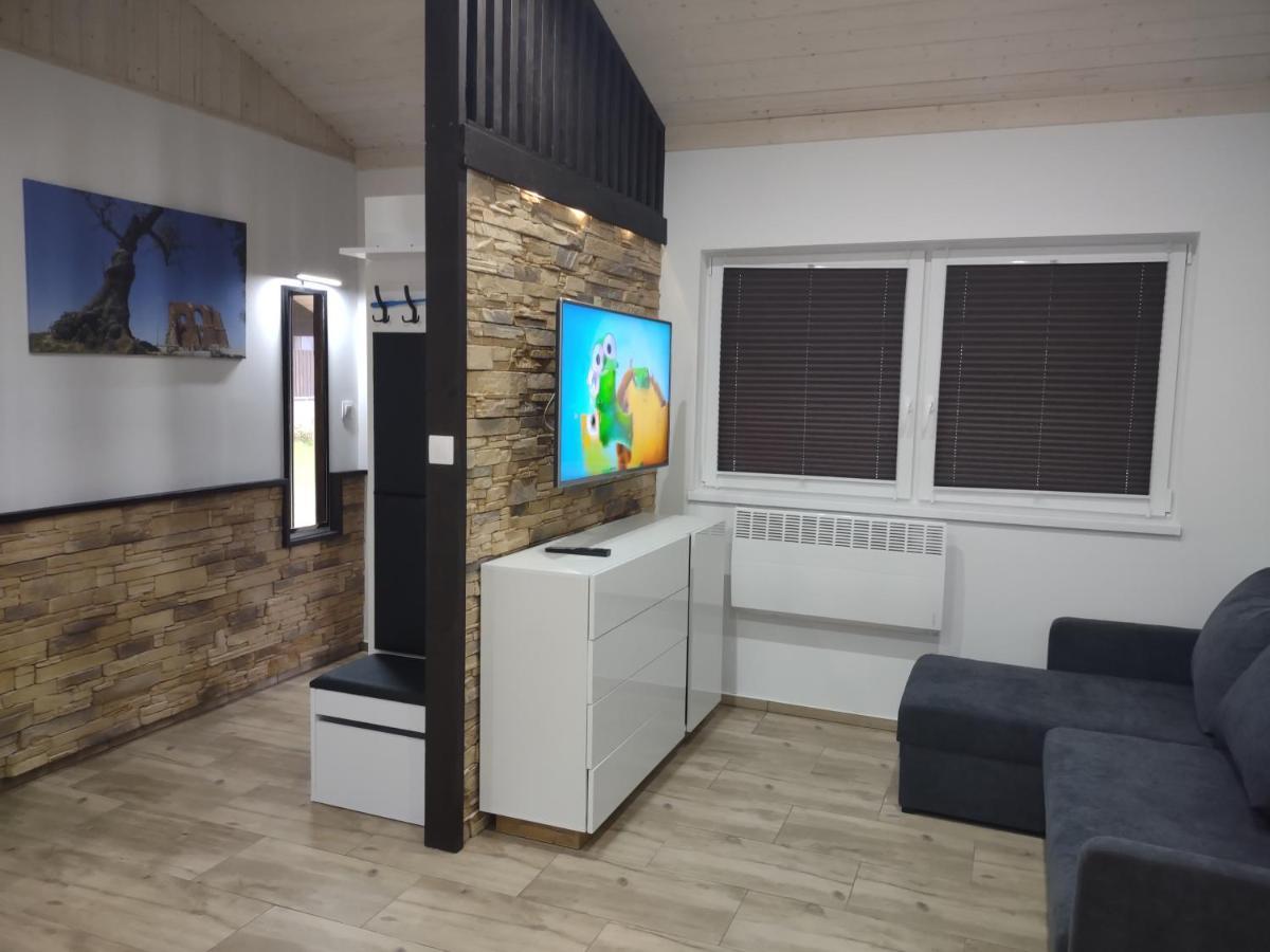 Domek Parterowy Apartamentowy Ostoja Реваль Екстер'єр фото