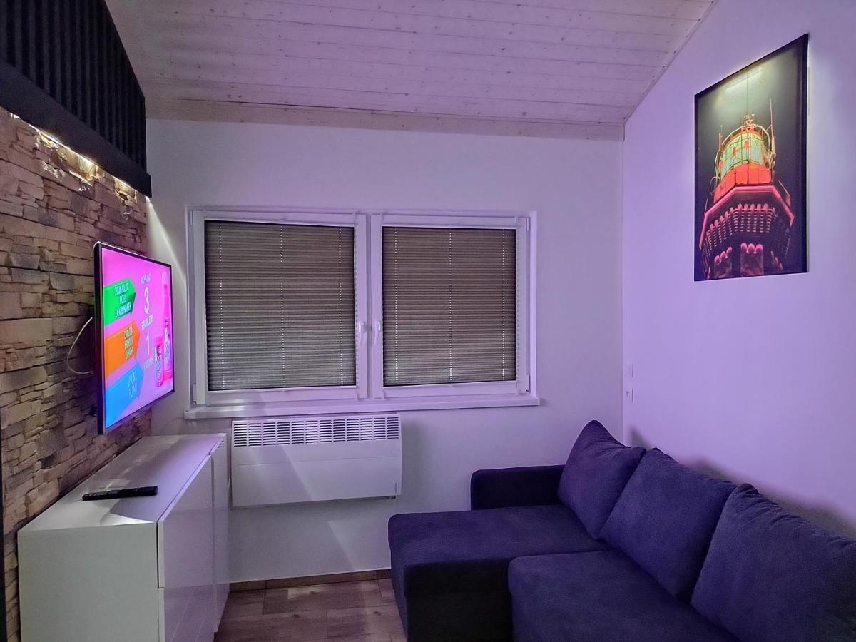 Domek Parterowy Apartamentowy Ostoja Реваль Екстер'єр фото