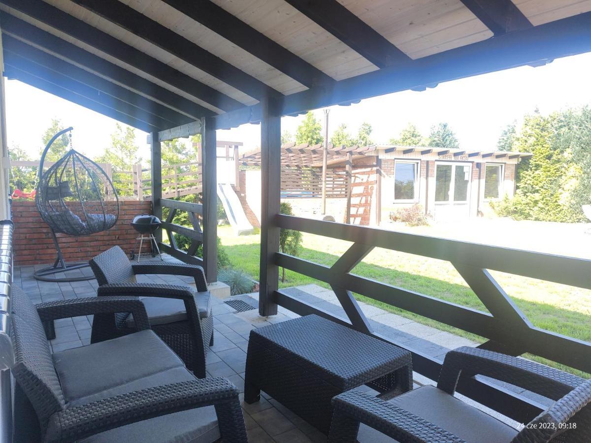 Domek Parterowy Apartamentowy Ostoja Реваль Екстер'єр фото